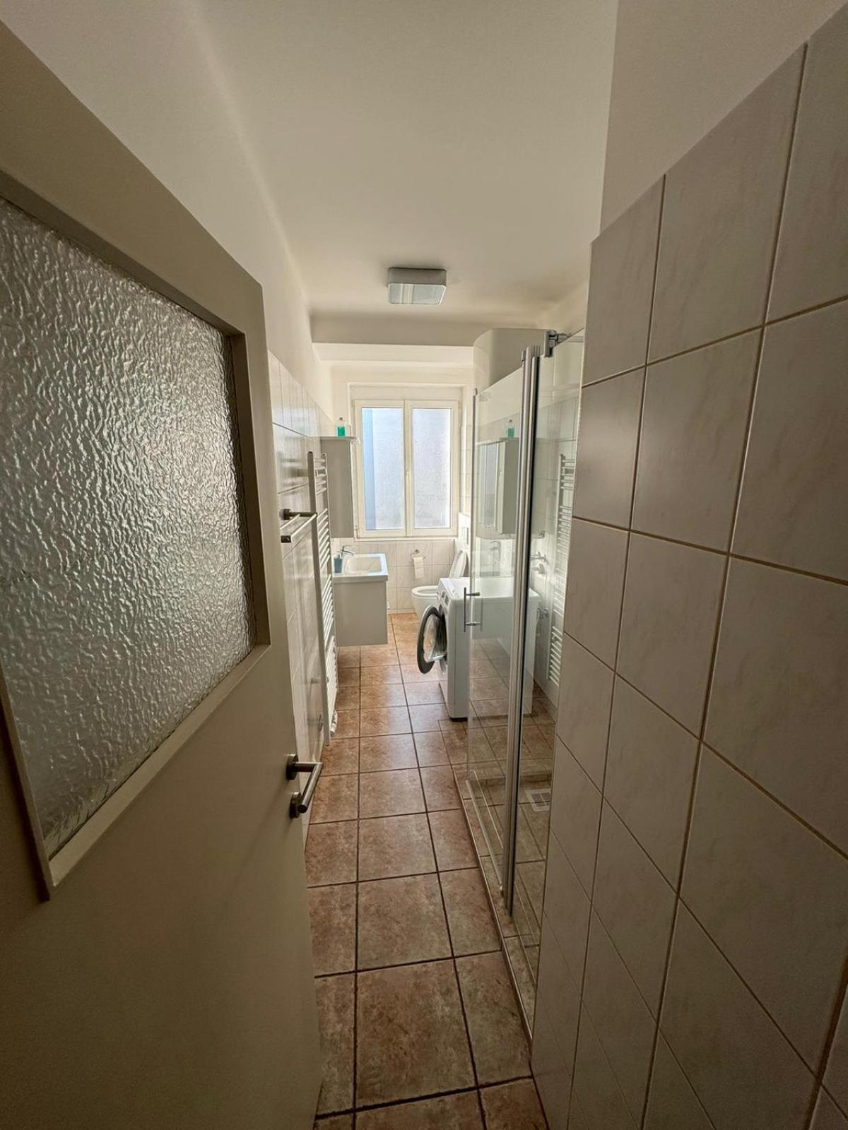 Marta Apartment Клагенфурт Екстериор снимка